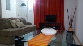 Signature Skys Guest Apartments Kingston Esterno foto