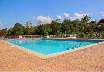 Signature Skys Guest Apartments Kingston Esterno foto